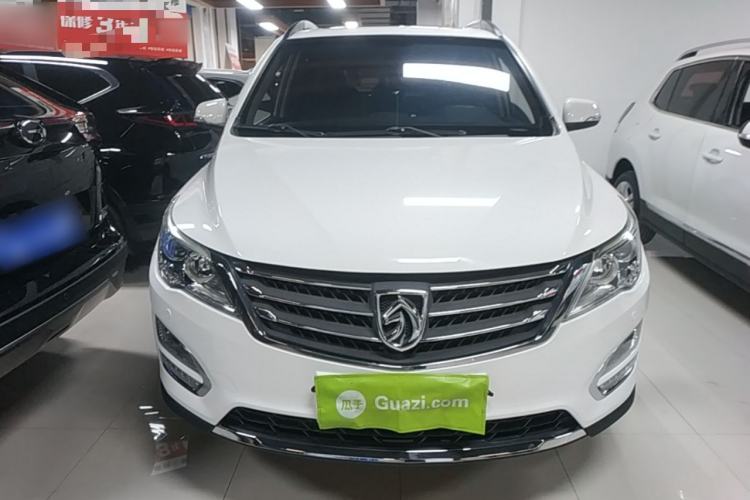 Used Baojun 560 2016 1.8L iAMT Luxury Model Front