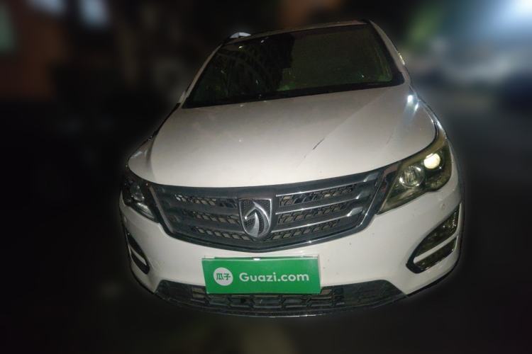 Used Baojun 560 2016 1.5T Manual Elite Edition Front