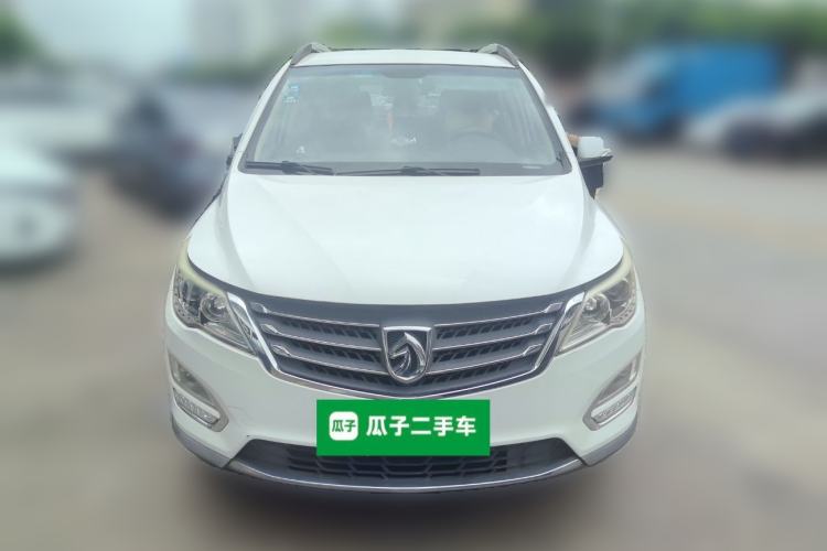 Used Baojun 560 2016 1.5T Manual Elite Edition Front