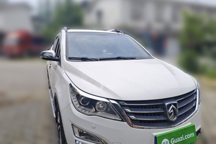 Used Baojun 560 2016 1.8L iAMT Luxury Model Front