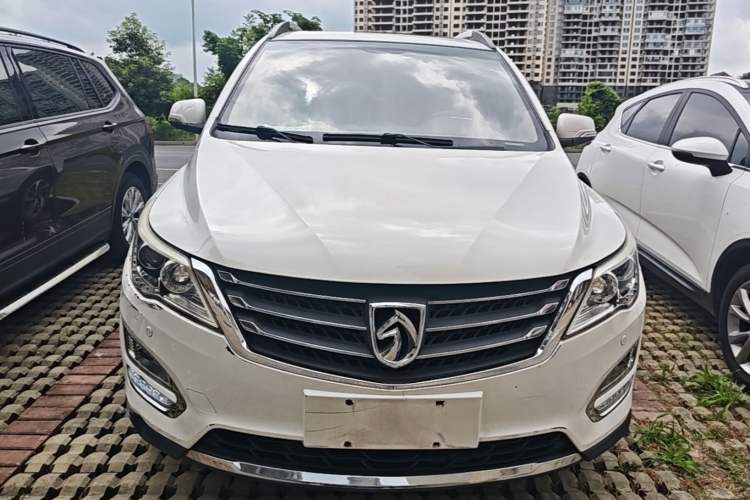 Used Baojun 560 2016 1.8L iAMT Luxury Model Front
