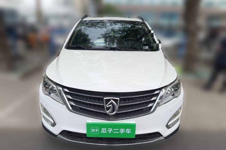 Used Baojun 560 2016 1.5T Manual Luxury Model Front