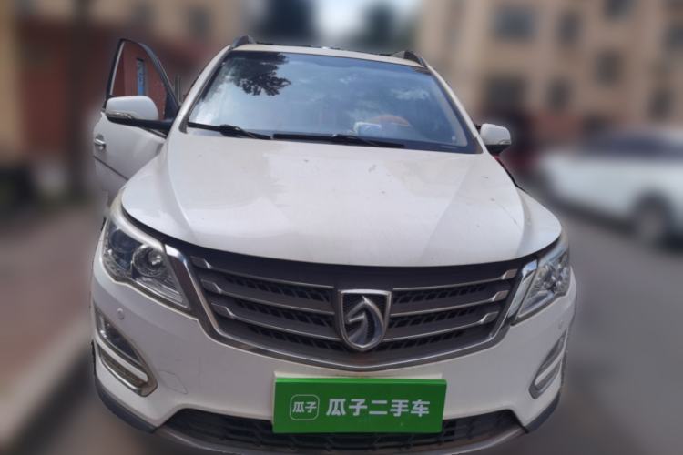 Used Baojun 560 2016 1.8L Manual Luxury Edition Front