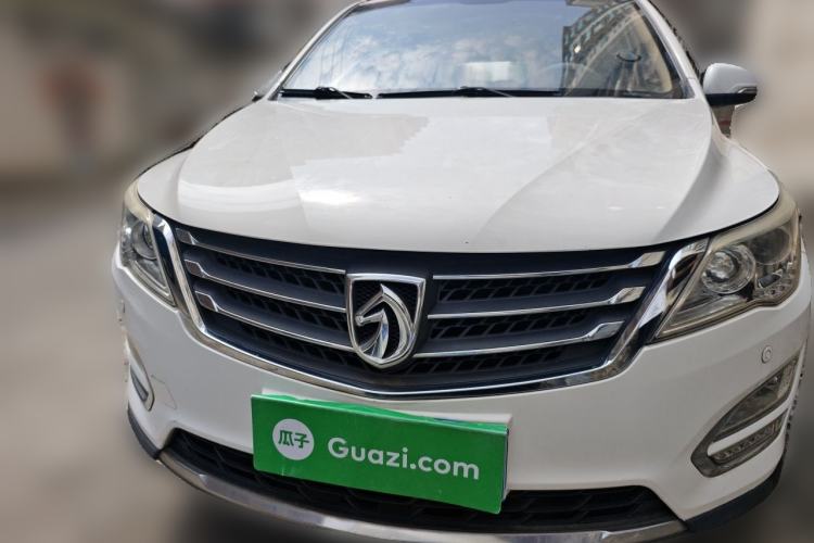 Used Baojun 560 2016 1.8L iAMT Luxury Model Front