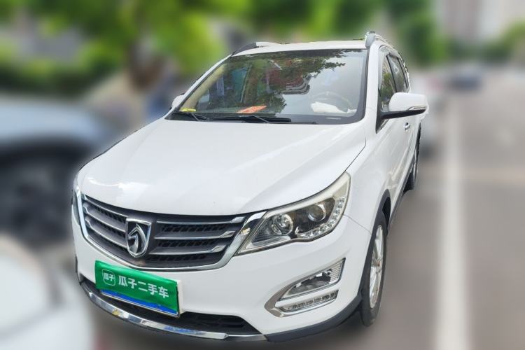 Used Baojun 560 2016 1.8L iAMT Elite Edition Front