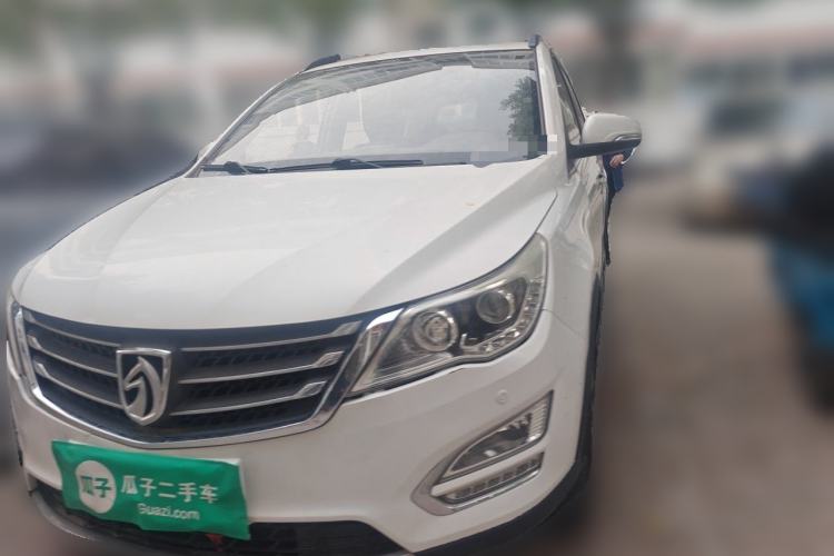Used Baojun 560 2016 1.5T Manual Luxury Model Front