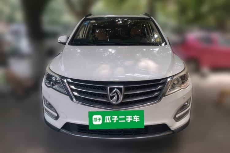 Used Baojun 560 2016 1.8L Manual Luxury Edition Front
