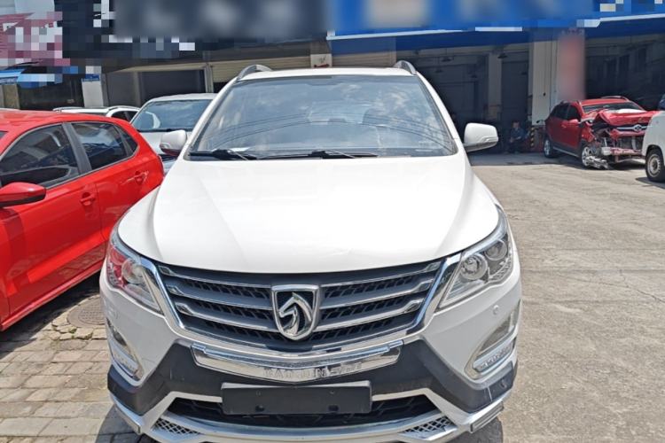 Used Baojun 560 2016 1.8L iAMT Luxury Model Front