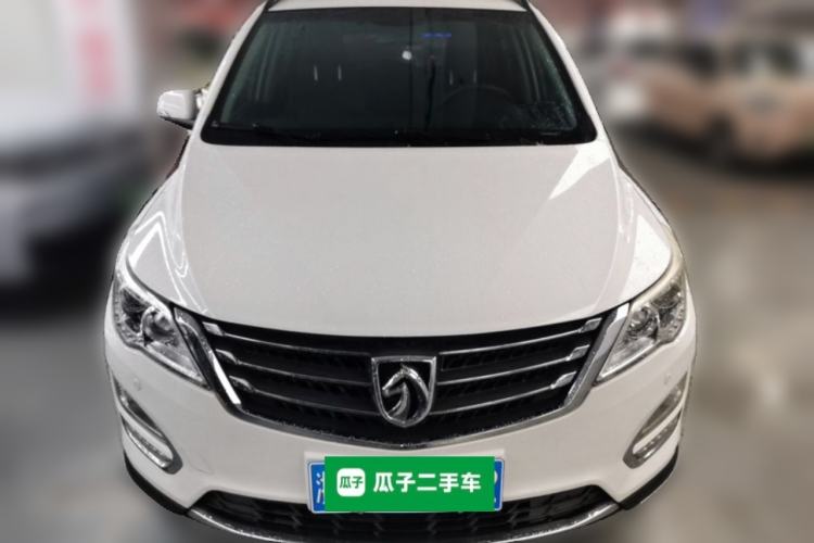 Used Baojun 560 2016 1.5T Manual Luxury Model Front
