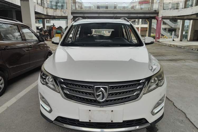 Used Baojun 560 2016 1.8L iAMT Luxury Model Front