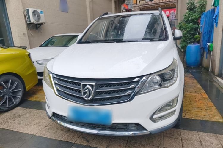 Used Baojun 560 2016 1.8L iAMT Elite Edition Front
