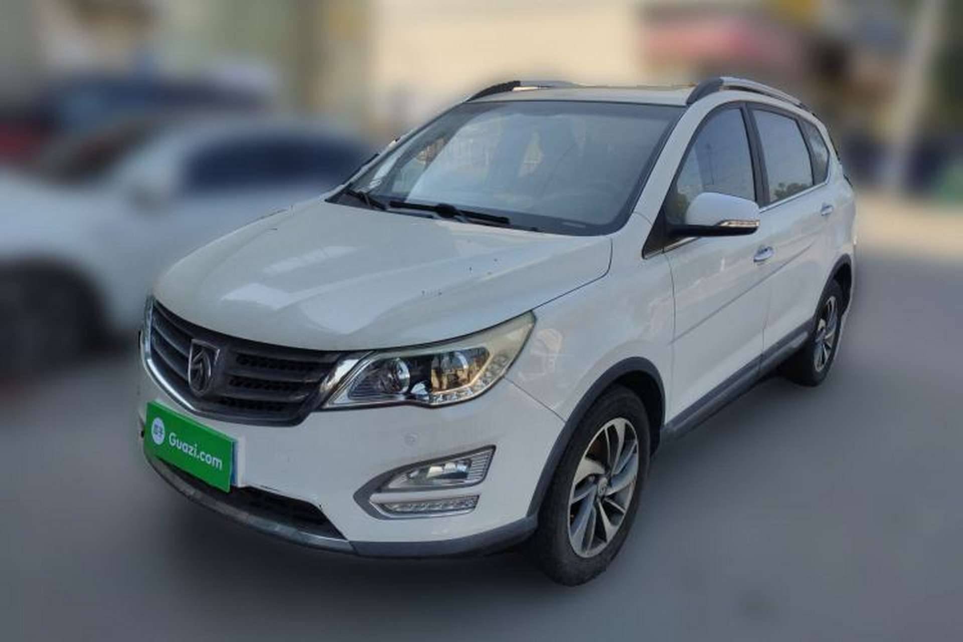 Used Baojun 560 2016 1.8L iAMT Luxury Model Front Left 45 Deg