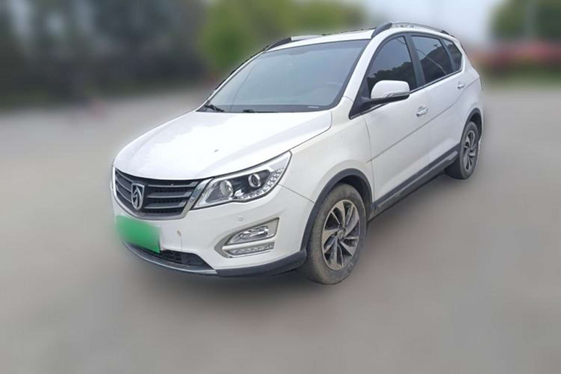 Used Baojun 560 2016 1.8L Manual Luxury Edition Front Left 45 Deg
