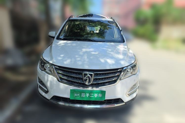 Used Baojun 560 2016 1.8L iAMT Luxury Model Front