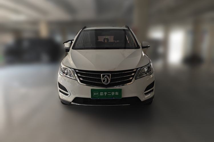 Used Baojun 560 2016 1.8L Manual Value Edition Front