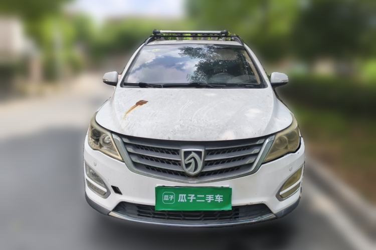 Used Baojun 560 2016 1.5T Manual Luxury Model Front