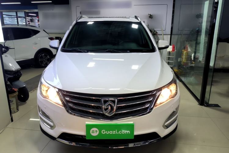 Used Baojun 560 2016 1.8L iAMT Luxury Model Front