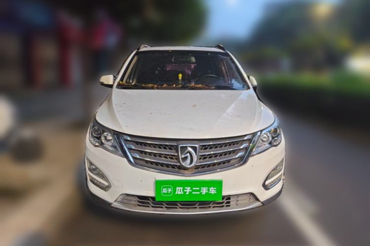 Used Baojun 560 2016 1.8L Manual Value Edition Front