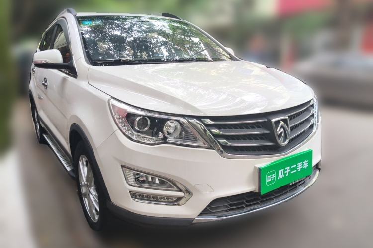Used Baojun 560 2016 1.8L Manual Comfort Edition Front Right 45 Deg