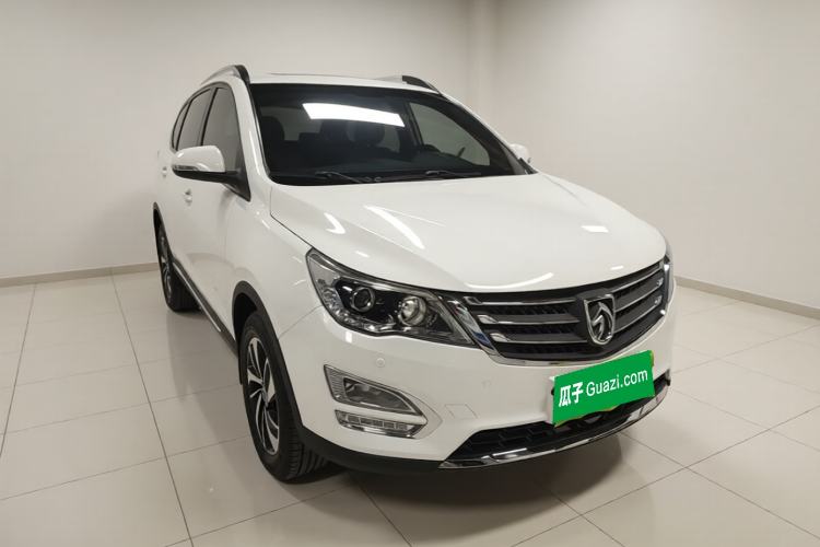 Used Baojun 560 2016 1.8L iAMT Luxury Model Front Right 45 Deg