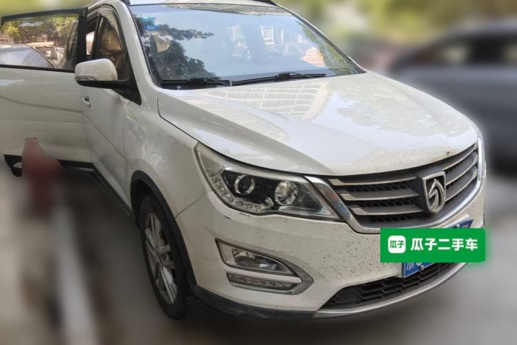 Used Baojun 560 2016 1.5T Manual Comfort Edition Front Right 45 Deg