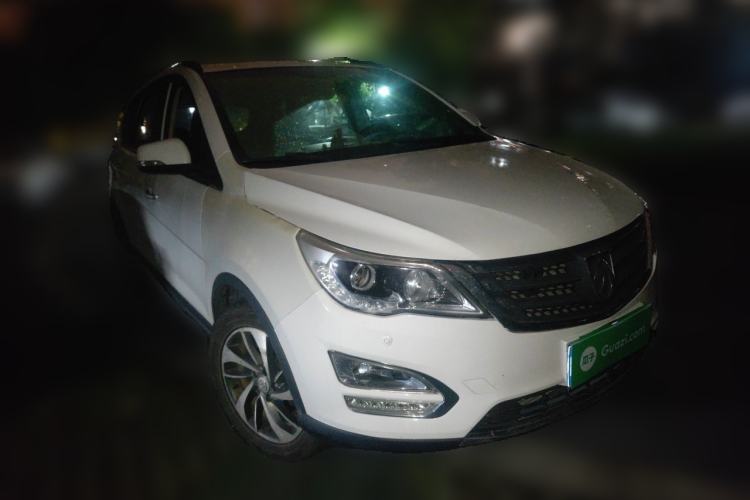 Used Baojun 560 2016 1.5T Manual Elite Edition Front Right 45 Deg