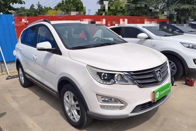 Used Baojun 560 2016 1.8L Manual Value Edition Front Right 45 Deg