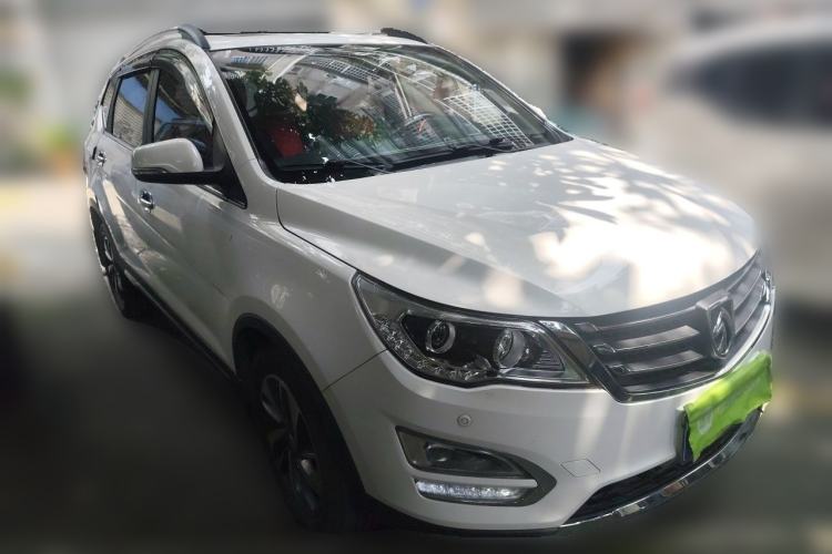 Used Baojun 560 2016 1.8L iAMT Luxury Model Front Right 45 Deg