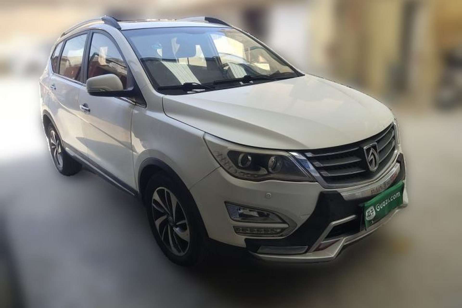 Used Baojun 560 2016 1.5T Manual Luxury Model Front Right 45 Deg