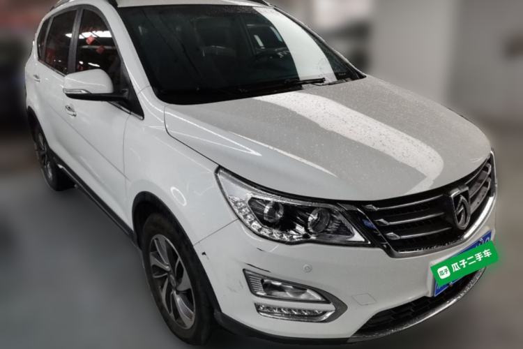 Used Baojun 560 2016 1.5T Manual Luxury Model Front Right 45 Deg