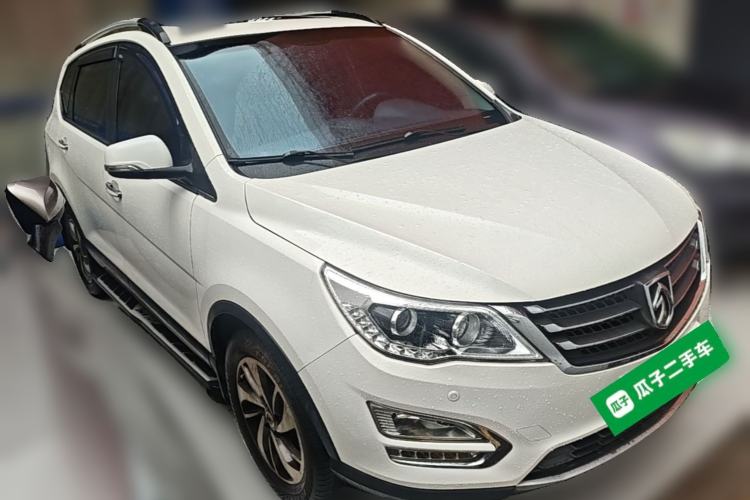 Used Baojun 560 2016 1.8L Manual Luxury Edition Front Right 45 Deg