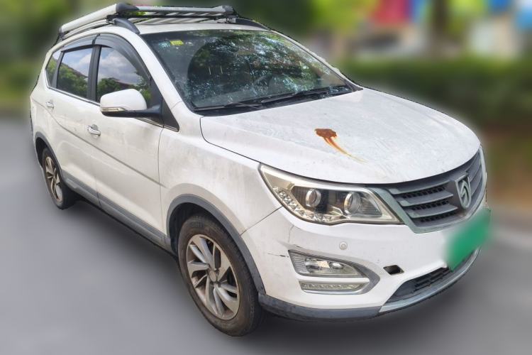 Used Baojun 560 2016 1.5T Manual Luxury Model Front Right 45 Deg