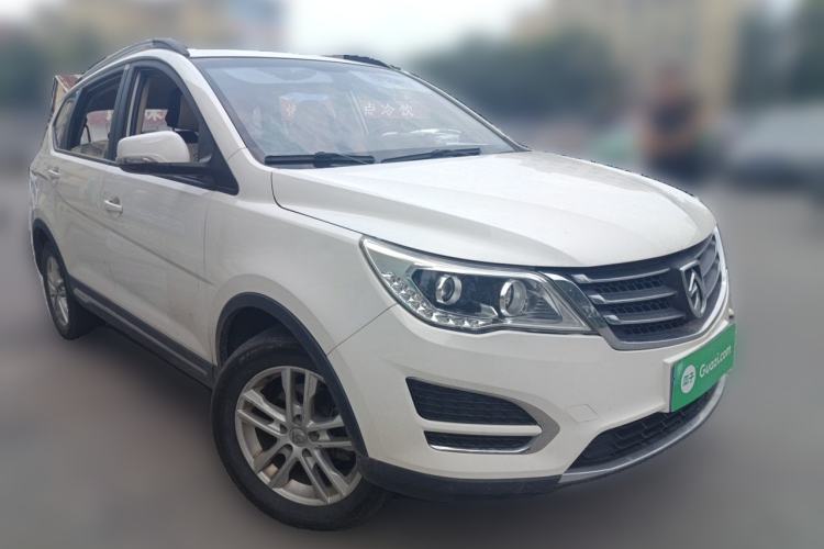 Used Baojun 560 2016 1.8L Manual Value Edition Front Right 45 Deg