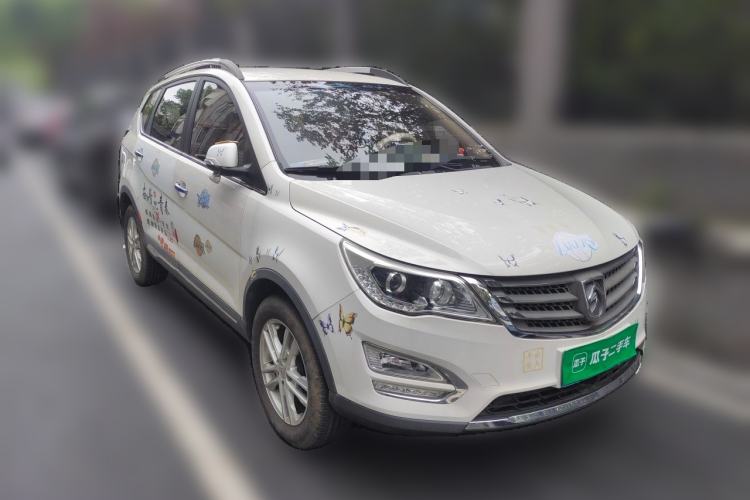 Used Baojun 560 2016 1.8L iAMT Elite Edition Front Right 45 Deg