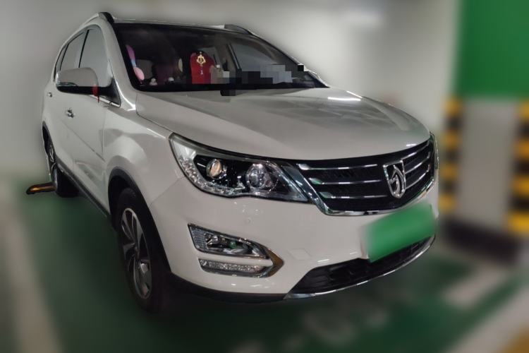 Used Baojun 560 2016 1.8L Manual Luxury Edition Front Right 45 Deg