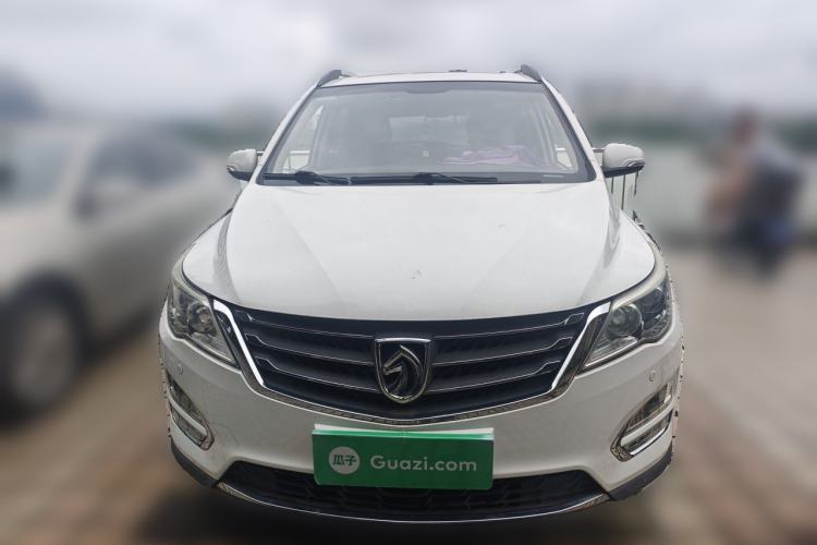 Used Baojun 560 2016 1.5T Manual Luxury Model Front