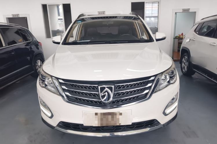 Used Baojun 560 2016 1.8L iAMT Luxury Model Front