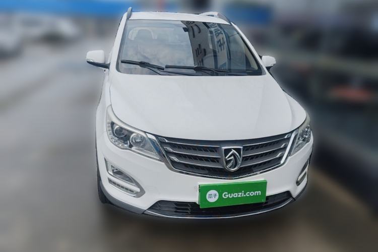 Used Baojun 560 2016 1.5T Manual Elite Edition Front