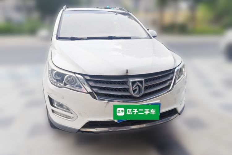 Used Baojun 560 2016 1.8L iAMT Luxury Model Front