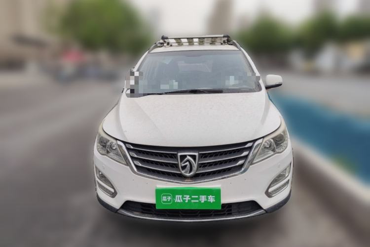 Used Baojun 560 2016 1.8L Manual Luxury Edition Front