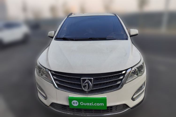 Used Baojun 560 2016 1.5T Manual Comfort Edition Front