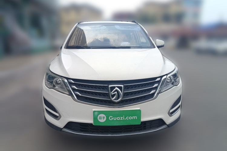 Used Baojun 560 2016 1.8L Manual Value Edition Front