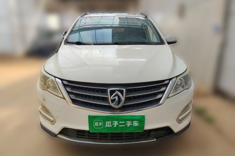 Used Baojun 560 2016 1.8L Manual Luxury Edition Front