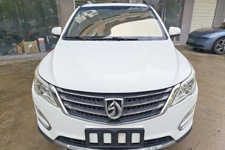 Used Baojun 560 2016 1.8L iAMT Luxury Model Front