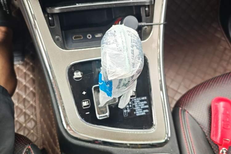 Used Baojun 560 2016 1.8L iAMT Luxury Model Gear Lever