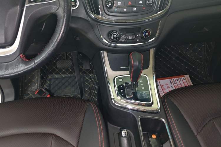 Used Baojun 560 2016 1.8L iAMT Luxury Model Gear Lever