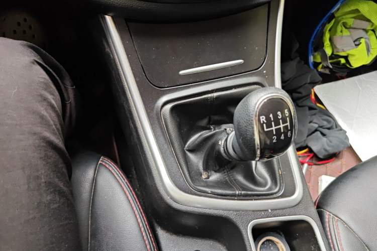 Used Baojun 560 2016 1.8L Manual Comfort Edition Gear Lever