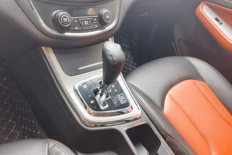 Used Baojun 560 2016 1.8L iAMT Elite Edition Gear Lever