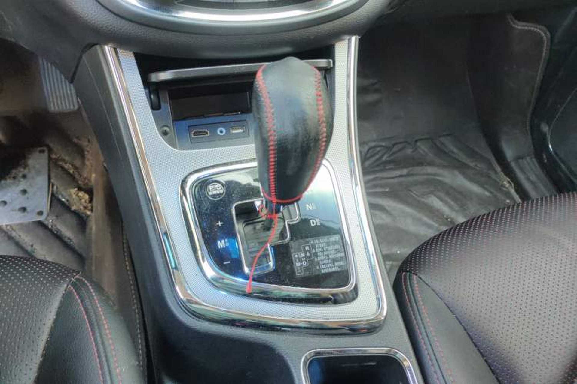 Used Baojun 560 2016 1.8L iAMT Luxury Model Gear Lever