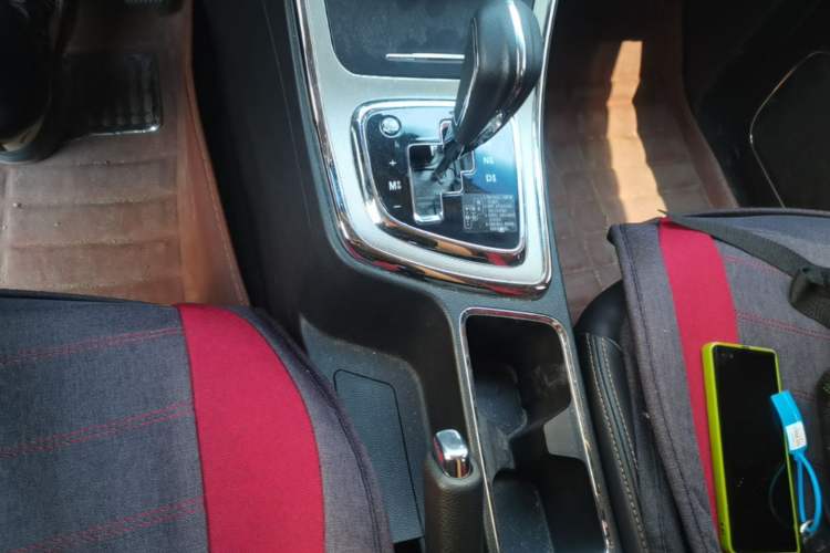 Used Baojun 560 2016 1.8L iAMT Elite Edition Gear Lever